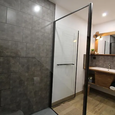Dhotes La Pimprenelle Repos Et Nature Bed & Breakfast