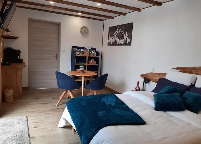 Dhotes La Pimprenelle Repos Et Nature Bed & Breakfast Le Syndicat